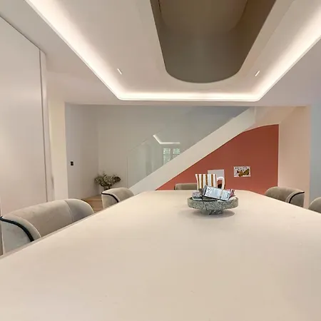 Ferrand Modern With A Heated Pool And A Garden
