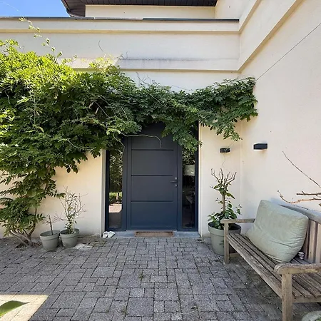 فيلة Ferrand Modern With A Heated Pool And A Garden *